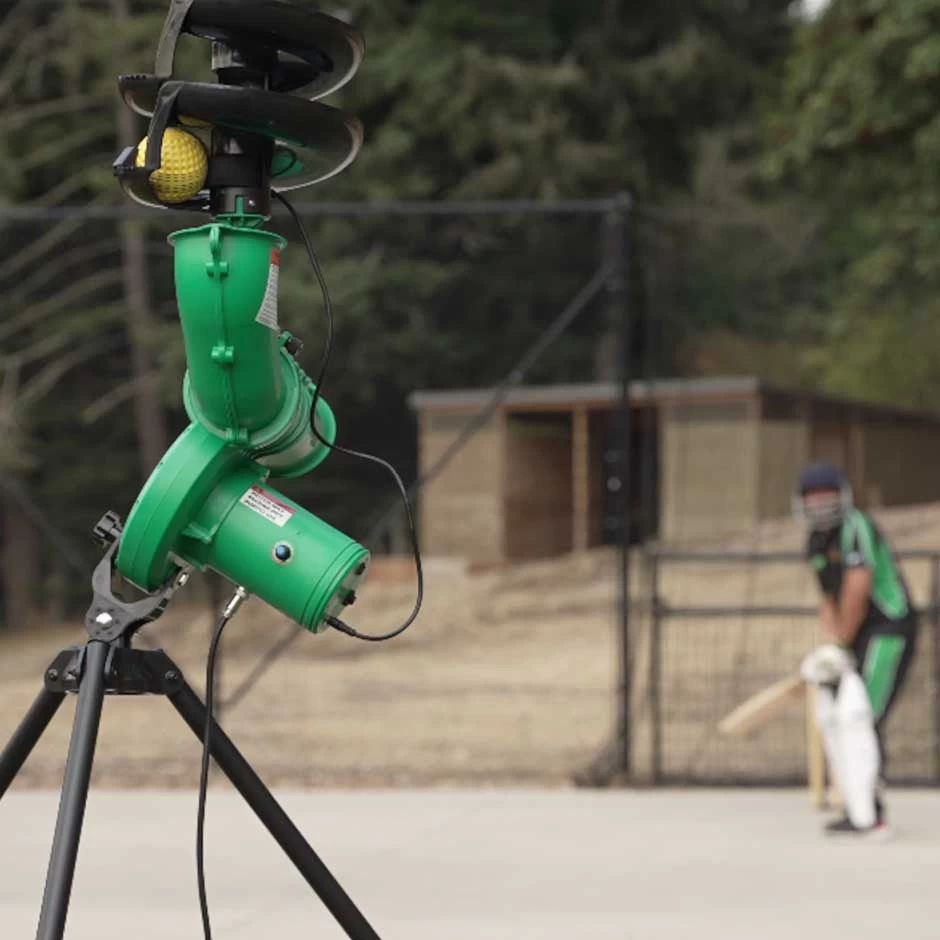 Paceman 176XT Cricket Bowling Machine 8 Paceman 176XT Cricket Bowling Machine - Image 6